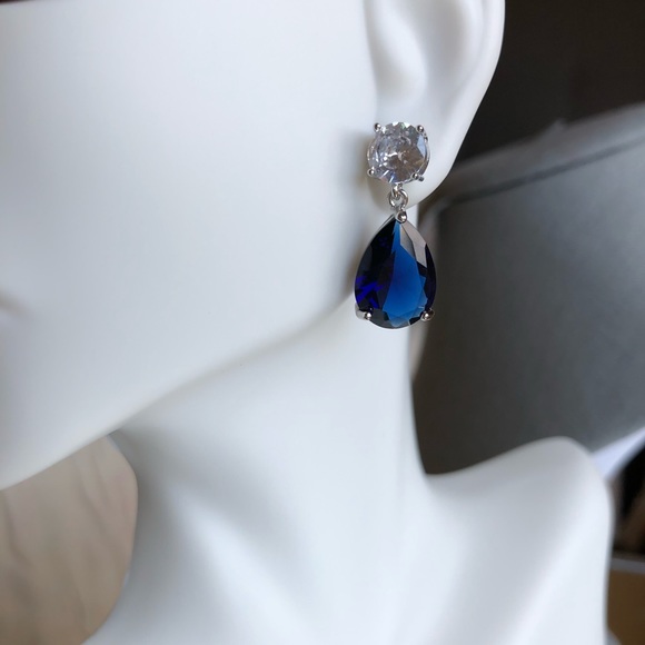 AAA Water Drop Zirconia Necklace Earrings Set— Free Shipping - Picture 6 of 7